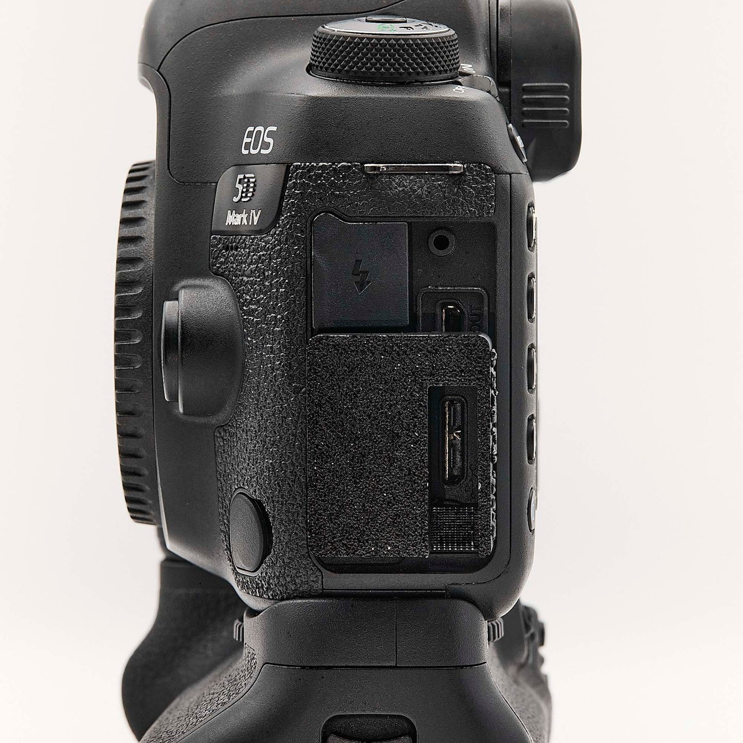 Django USB Port Guard - Canon 5D MK IV