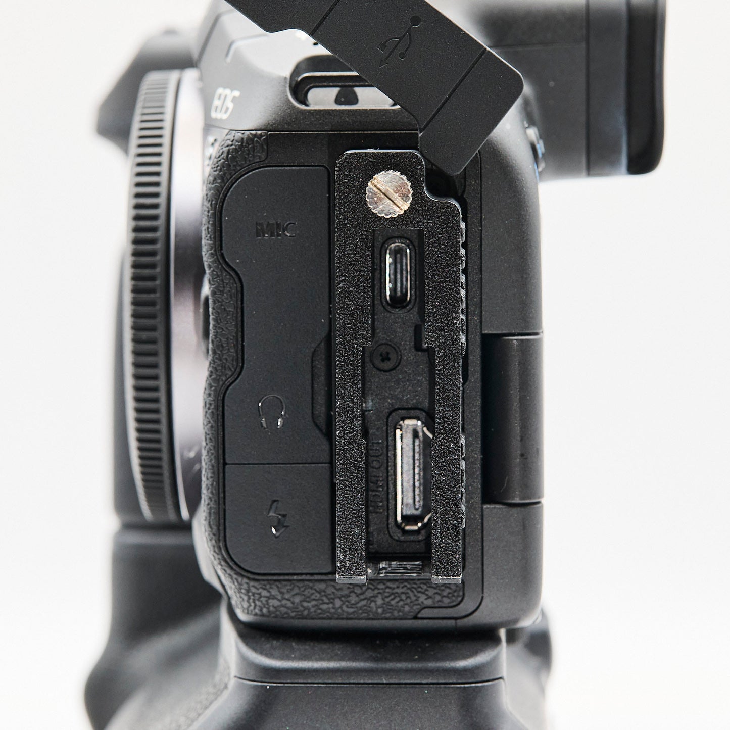 Django USB Port Guard - Canon R5 MK II