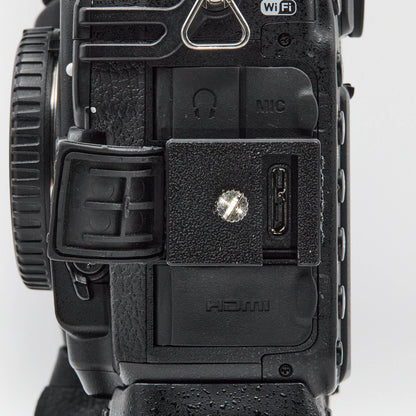 Django USB Port Guard - Nikon D850