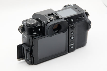 FUJIFILM GFX 50S II